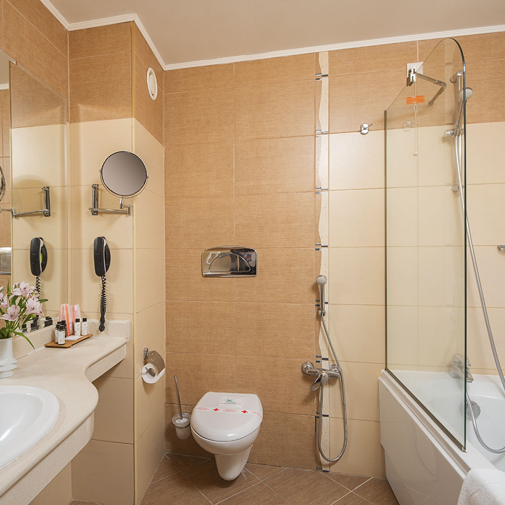 Always clean and disinfected bathrooms and toilets in Balneo Hotel Saint Spas Velingrad