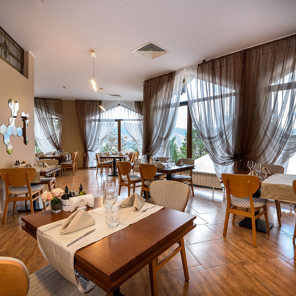 Comfortable atmosphere in the Main Restaurant of the Hotel SPA Club Bor Velingrad