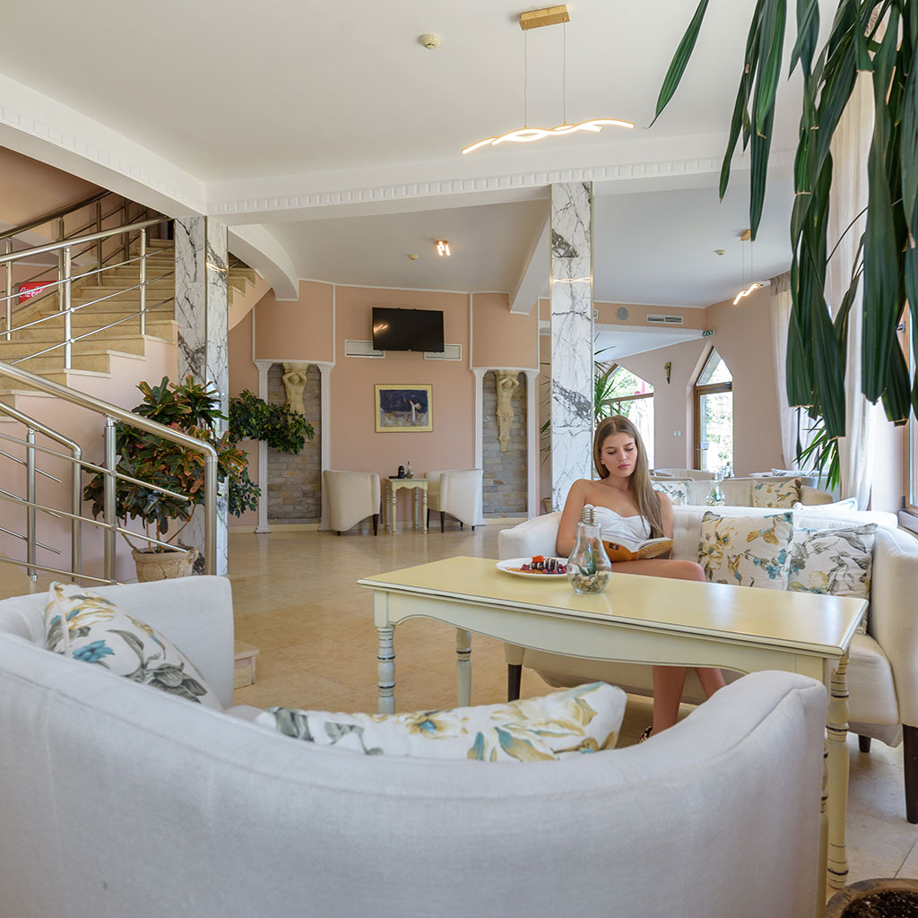 Coziness and comfort in the Lobby Bar of the Hotel SPA Club Bor Velingrad